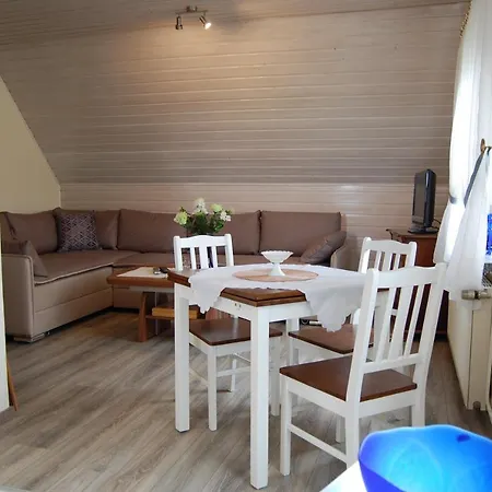 Hertha Apartment *